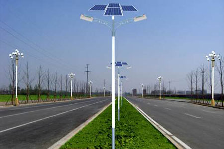 講解太陽能路燈維護(hù)和蓄電池選購的技巧